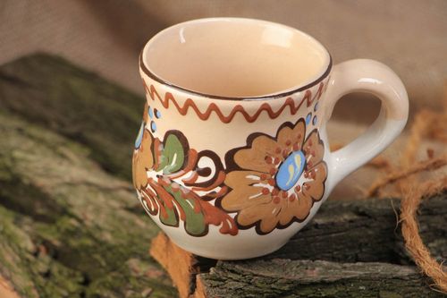 Schöne bemalte mit Glasur handgemachte Ton Tasse mit Ornament 180 ml für heiße Getränke - MADEheart.com