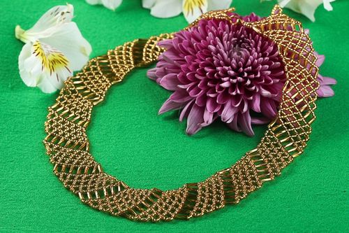 Stylish handmade beaded necklace cool jewelry designs beautiful jewellery - MADEheart.com