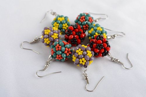 Handmade earrings beaded jewelry cool earrings fashion accessories gifts for her - MADEheart.com