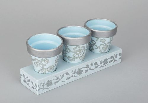 4 inches tall 3 ceramic vases set with stand for window décor 2 lb - MADEheart.com