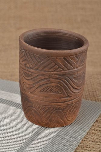 Глиняный стакан в этническом стиле ручной работы с узорами объемом 250 мл - MADEheart.com
