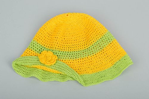 Gorro para niños artesanal verde amarillo ropa infantil regalo original  - MADEheart.com