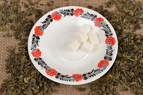 Soucoupe porcelaine fait main Petite assiette ethnique blanche Service vaisselle - MADEheart.com
