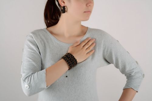 Conjunto de jóias pulseira e brincos - MADEheart.com