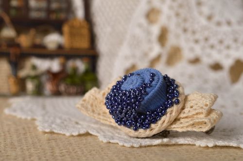 Frisur Haarspange handgefertigt Blumen Brosche Designer Schmuck beige blau - MADEheart.com