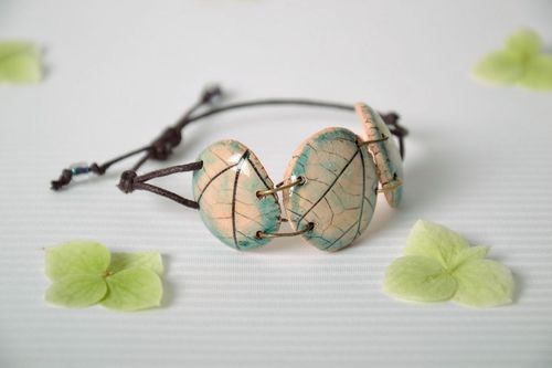 Joli bracelet en céramique fait main - MADEheart.com