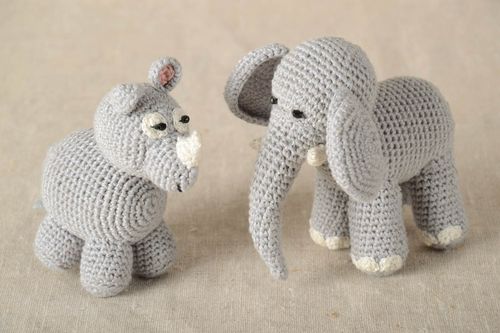 Muñecos de ganchillo hechos a mano juguetes originales regalos para niños  - MADEheart.com
