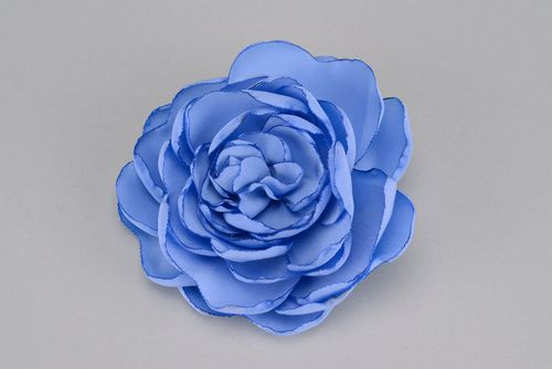 Brooch-clip in the shape of a blue flower - MADEheart.com