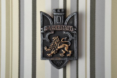 Magnet en céramique pour réfrigérateur en forme de Trident - MADEheart.com