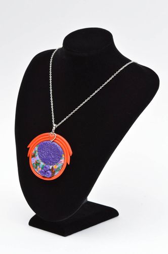 Colgante de arcilla polimérica artesanal bisutería fina colgante para mujer - MADEheart.com