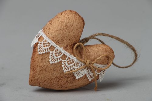 Pingente macio para interior feito à mão Coração - MADEheart.com