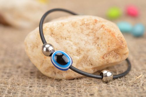 Bracelet fait main en caoutchouc et perles fantaisie fin simple pour femme - MADEheart.com