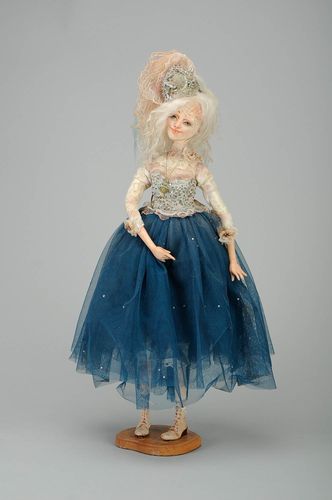 Designers doll made of natural fabrics Cristie - MADEheart.com