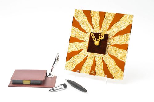 Horloge murale fait main Horloge déco design carrée en verre Accessoire maison - MADEheart.com