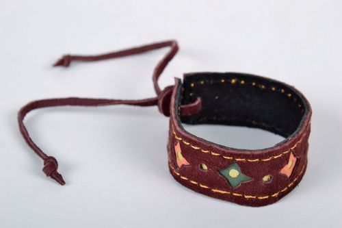 Authors leather bracelet - MADEheart.com