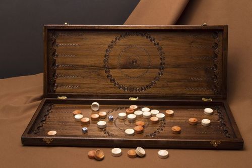 Backgammon set made of wood - MADEheart.com