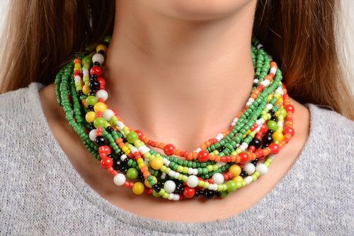 Collier multirang fait main Bijou ethnique Accessoire femme multicolore en verre - MADEheart.com