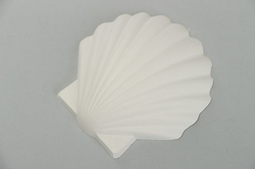 Handmade DIY alabaster blank figurine for painting in the shape of cockleshell - MADEheart.com