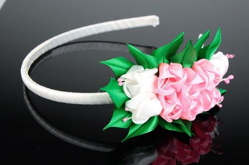 Headband with satin ribbons - MADEheart.com