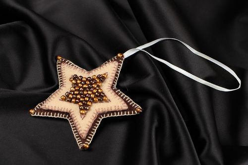 New Years toy in the shape of star - MADEheart.com