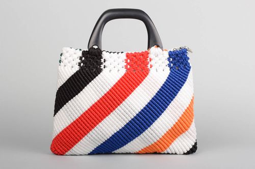 Handmade Makramee Tasche gestreifte Handtasche Geschenk für Frau bunte Tasche - MADEheart.com