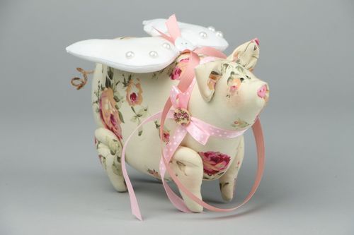 Brinquedo macio Porco-anjo - MADEheart.com