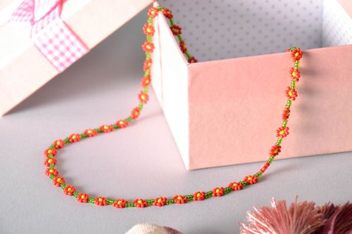 Homemade beaded necklace - MADEheart.com