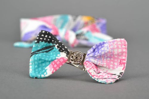 Fermacapelli con fioсco fatto a mano fermaglio capelli accessorio originale - MADEheart.com