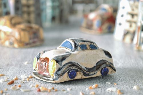 Figurine en terre cuite faite main - MADEheart.com