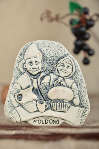 Handmade ceramic fridge magnet clay souvenir decorative ideas for kitchen - MADEheart.com
