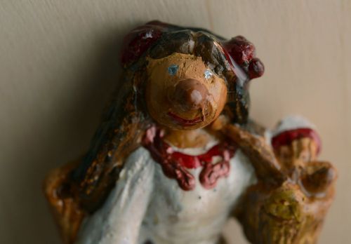 Imán Chica con balancín - MADEheart.com