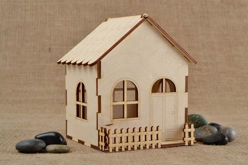 Handmade Holz Schatulle Spielzeug Haus Figur zum Bemalen klein Holz Rohling - MADEheart.com