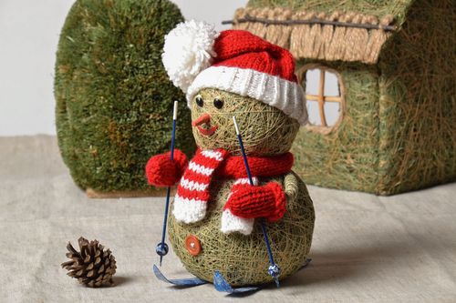 Bonhomme de neige décoratif en herbe fait main  - MADEheart.com