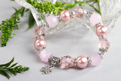 Bracelet en quartz rose Bijou fait main avec trèfle en métal Cadeau pour femme - MADEheart.com