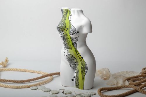 Clay statuette - MADEheart.com