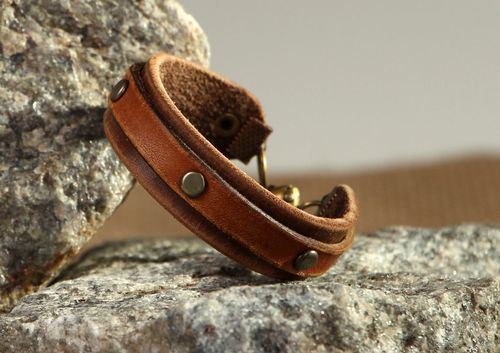 Leather bracelet - MADEheart.com