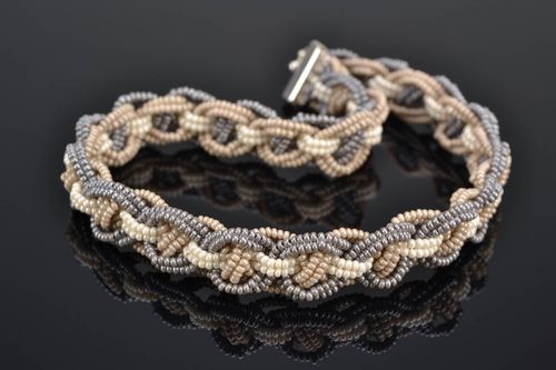 Litze Collier aus Glasperlen - MADEheart.com
