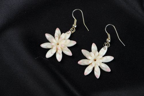 Earrings White Flowers - MADEheart.com