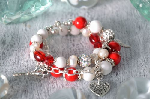 Double wrap bracelet with coral - MADEheart.com