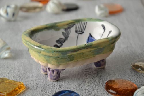 Figurilla cerámica con forma de bañera - MADEheart.com