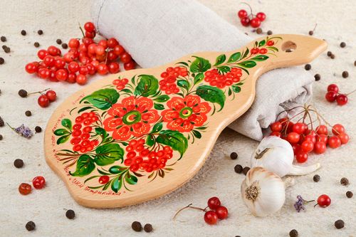 Handmade Schneidebrett Holz Birne Küchen Zubehör bemalt Küche Dekor Petrikowka - MADEheart.com