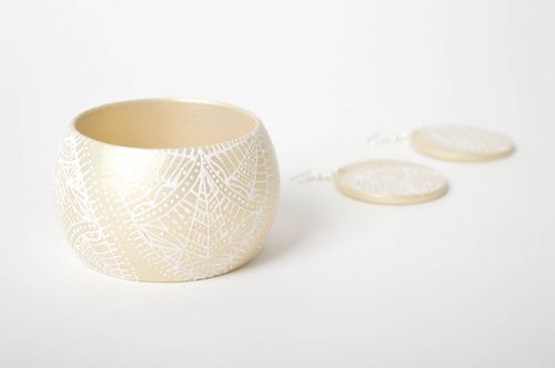 Pendientes y pulsera artesanal conjunto de bisutería accesorio para mujer   - MADEheart.com