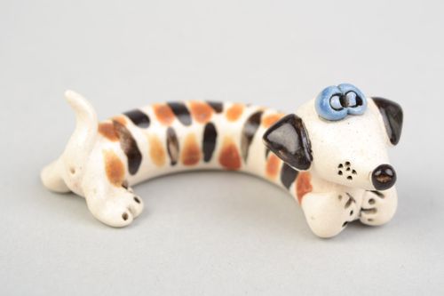 Figurine céramique avec peinture faite main décorative originale Teckel - MADEheart.com