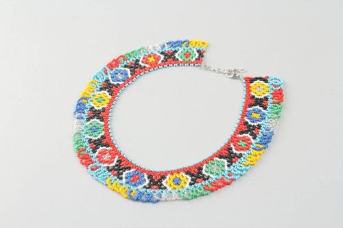 Ethnic beaded necklace - MADEheart.com