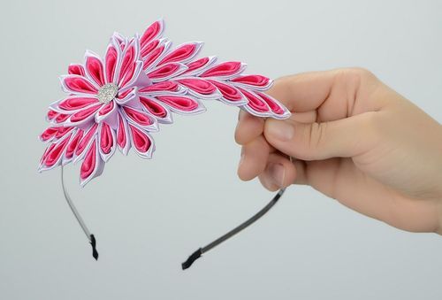 Serre-tête fantaisie avec fleur en soie Violet-rose - MADEheart.com