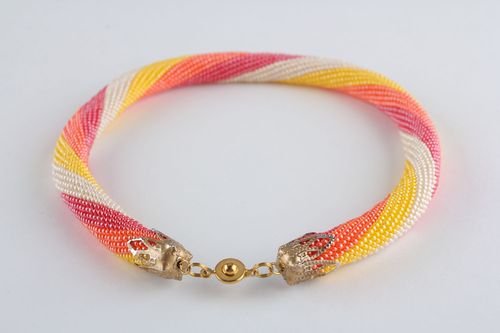 Collana tubolare fatta a mano accessorio da donna di perline - MADEheart.com