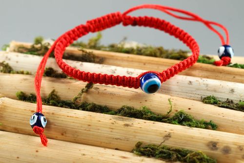 Stylish handmade friendship bracelet braided thread bracelet gifts for her - MADEheart.com