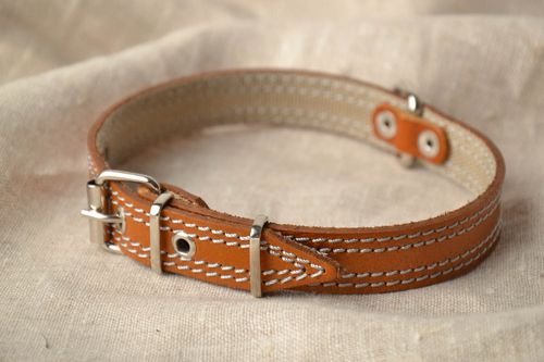 Brown dog collar with handmade sewing - MADEheart.com