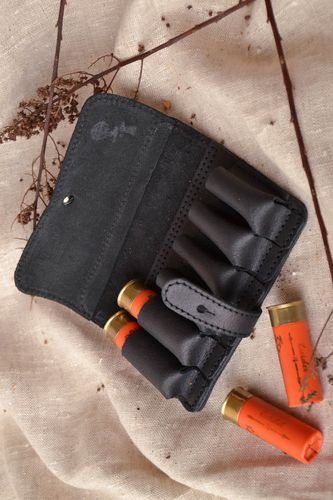 Closed leather cartridge belt - MADEheart.com