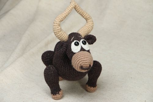 Soft crochet toy Calve - MADEheart.com